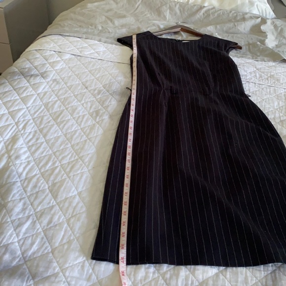 Calvin Klein pinstriped Black shift sleeveless MIDI dress - Picture 9 of 9